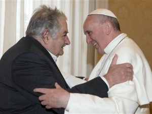 El papa recibe a José Mujica, presidente de Uruguay