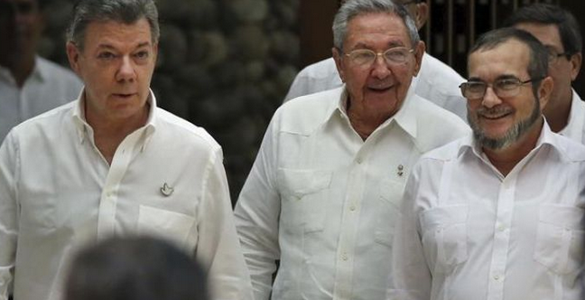 Suspenden 50 imputaciones a líderes de las FARC tras acuerdo con Colombia
