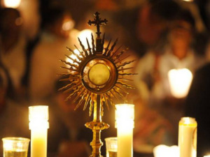 Sin procesiones y con pocos fieles, Iglesia Católica celebrará Corpus Christi