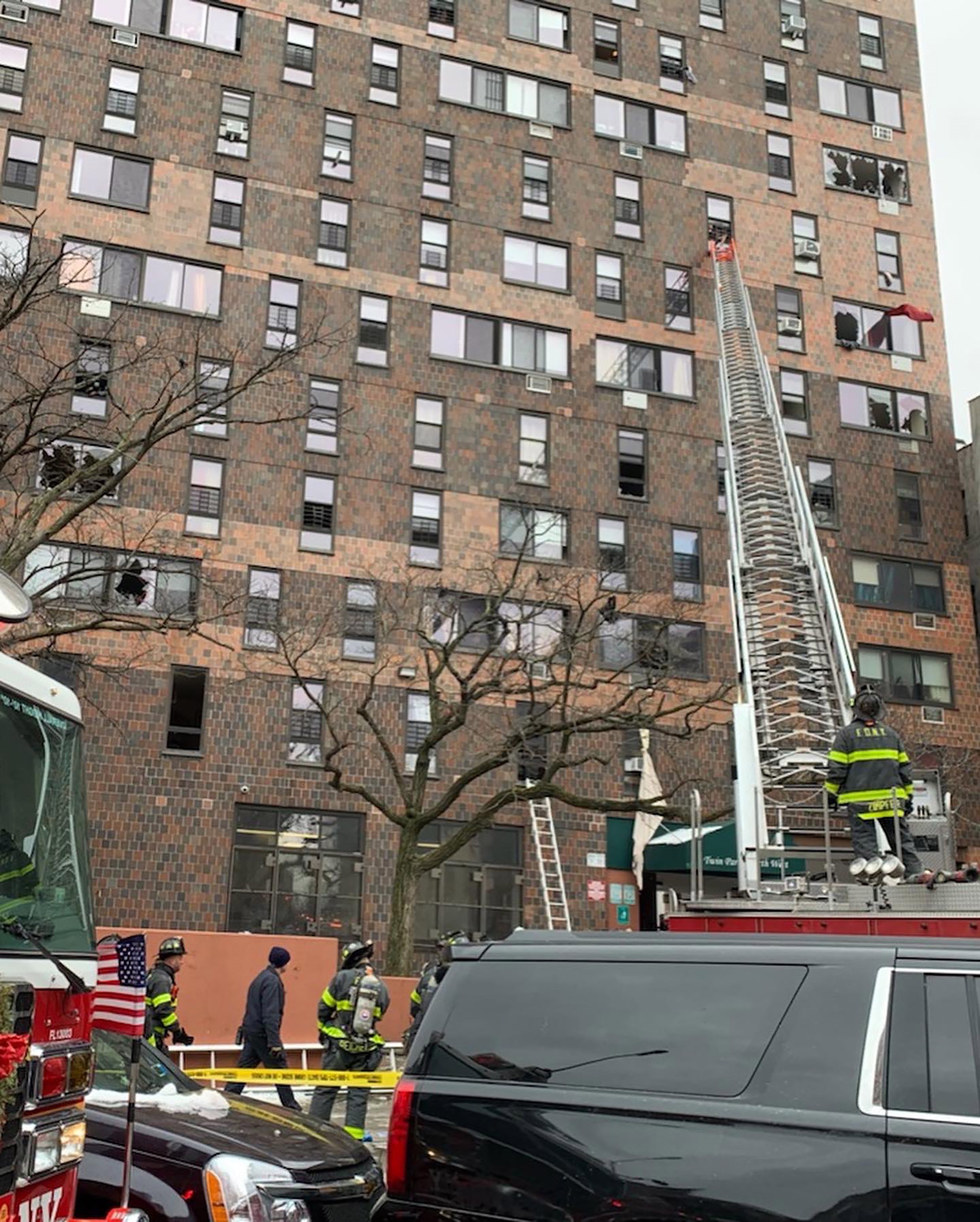 Una estufa eléctrica, la probable causa del incendio en Nueva York