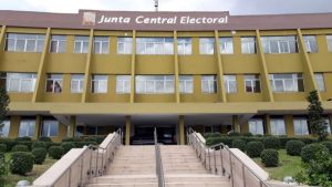 JCE presenta propuesta de reestructuración de dirección de informática