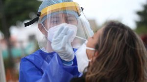 OPS: Comienza a descender contagios por ómicron en Latinoamérica