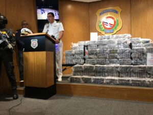 El Ministerio Público y la DNCD queman más de 600 kilos de cocaína