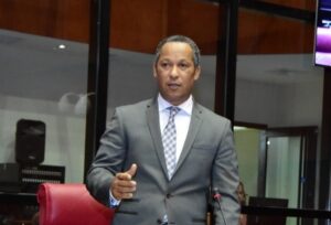Senador Fuerza del Pueblo propone pacto nacional sobre reforma Policía
