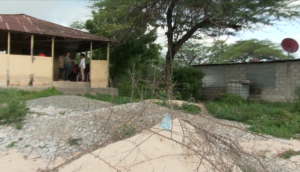 Mujeres de Barro al Medio, Azua piden reparación de centro comunal